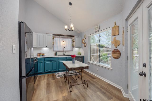 5717 Eaglewood Cir, Tyler, TX 75703