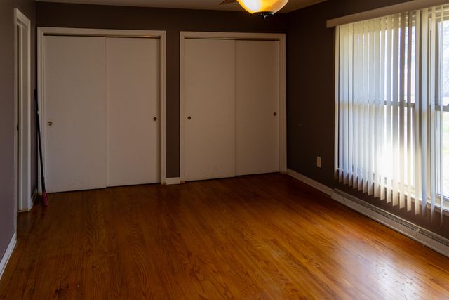 6452 W Taft Street, Merrillville, IN 46410