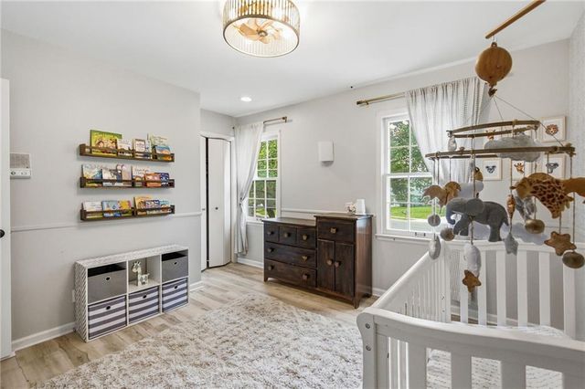 11711 W 100th Terrace, Overland Park, KS 66214