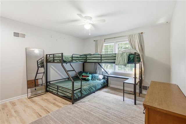 11711 W 100th Terrace, Overland Park, KS 66214