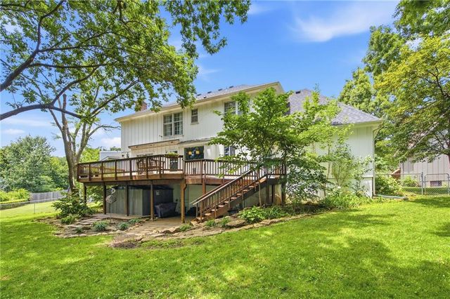 11711 W 100th Terrace, Overland Park, KS 66214