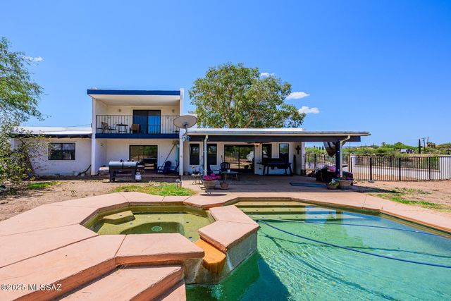 960 Via Puebla, Rio Rico, AZ 85648