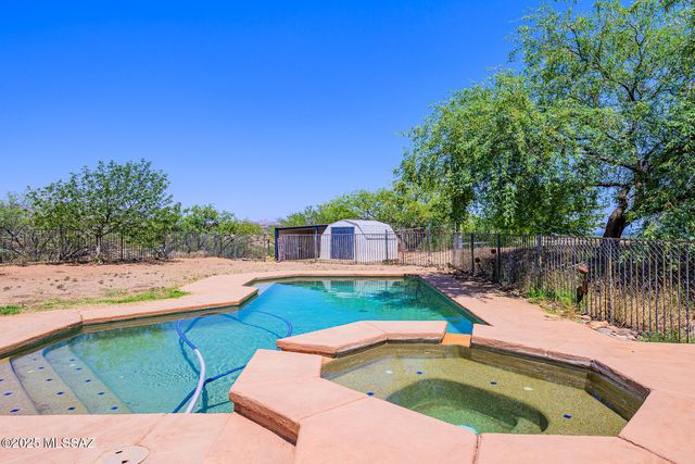 960 Via Puebla, Rio Rico, AZ 85648