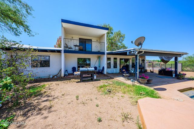 960 Via Puebla, Rio Rico, AZ 85648