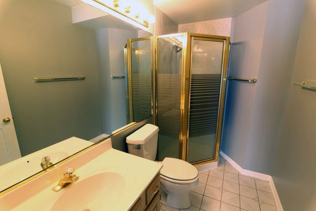 1833 Barnhill Drive, Mundelein, IL 60060