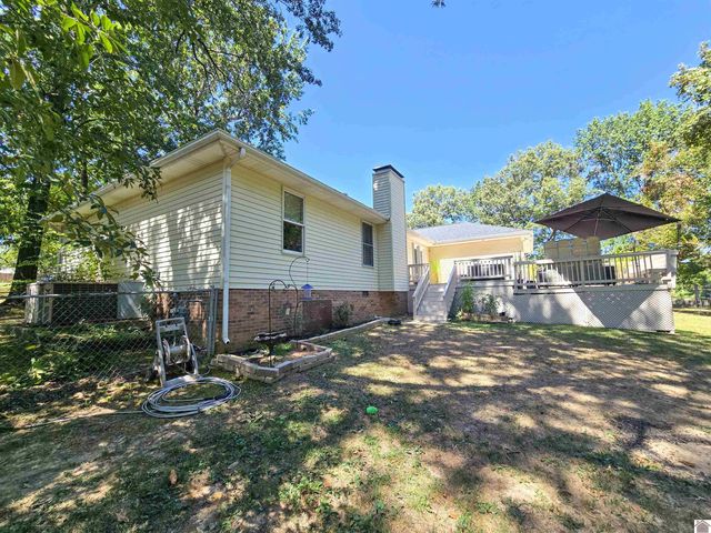 121 Raintree, Paducah, KY 42001