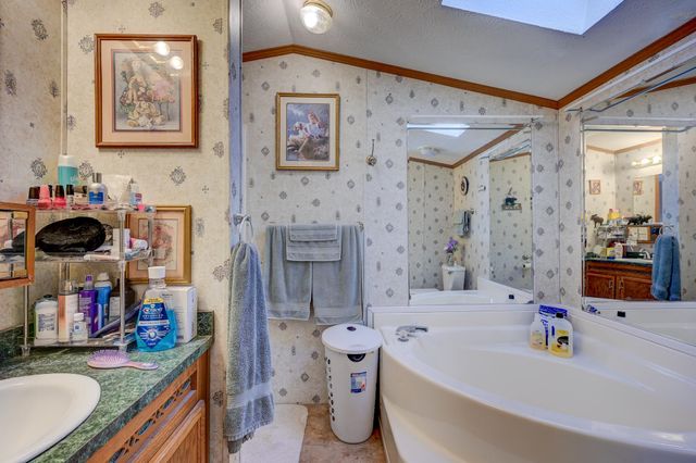 43 Lamplighter Drive, Conway, NH 03818