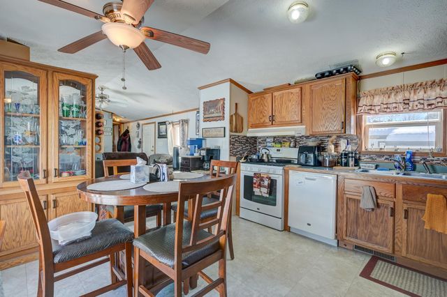 43 Lamplighter Drive, Conway, NH 03818