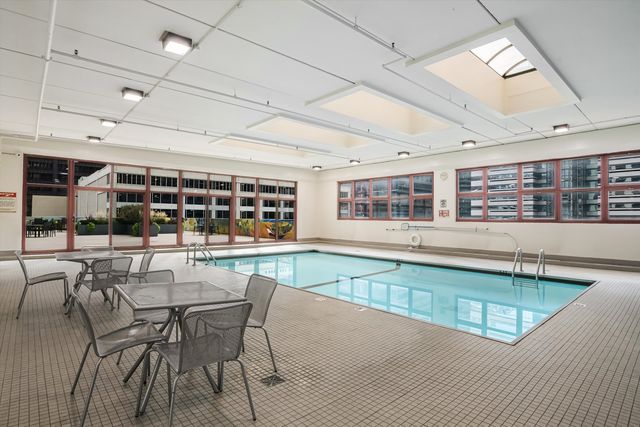 200 N Dearborn Street 4606, Chicago, IL 60601