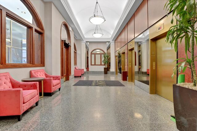 200 N Dearborn Street 4606, Chicago, IL 60601