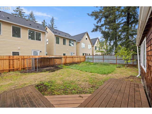 6043 Se TENINO St, Portland, OR 97206