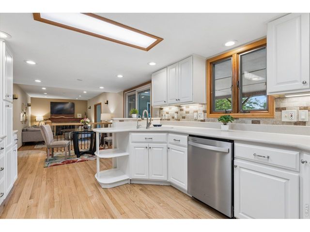 24 University Cir, Longmont, CO 80503