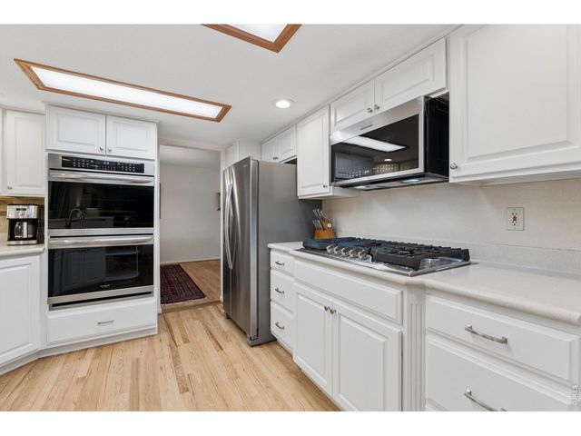 24 University Cir, Longmont, CO 80503