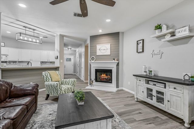 1312 Pigeon View ST, Round Rock, TX 78665