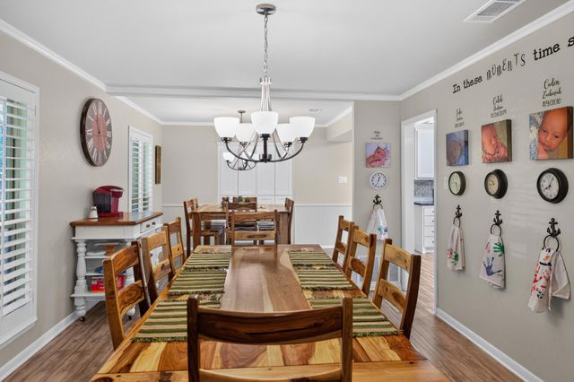 623 S Harbor Court, Granbury, TX 76048