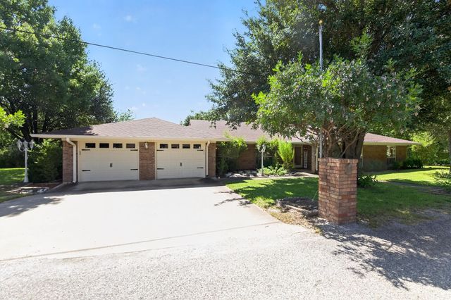 623 S Harbor Court, Granbury, TX 76048
