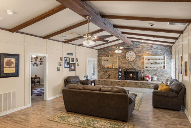 623 S Harbor Court, Granbury, TX 76048