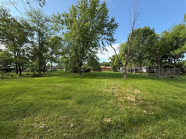 9551 Eddie And Park Road, Crestwood, MO 63126