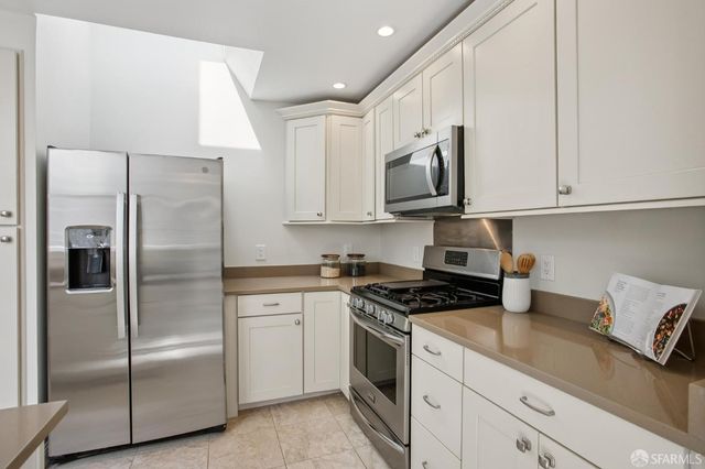 823 40th Avenue, San Francisco, CA 94121