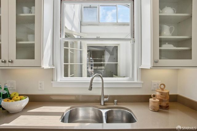 823 40th Avenue, San Francisco, CA 94121