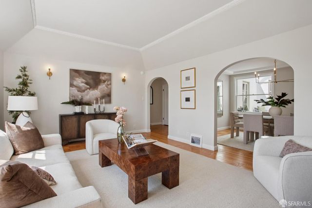 823 40th Avenue, San Francisco, CA 94121