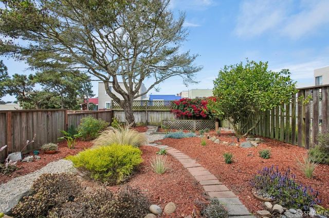 823 40th Avenue, San Francisco, CA 94121