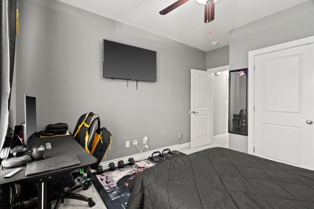 4704 EMERIBROOK CT, Columbia, MO 65203