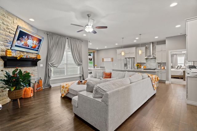 4704 EMERIBROOK CT, Columbia, MO 65203