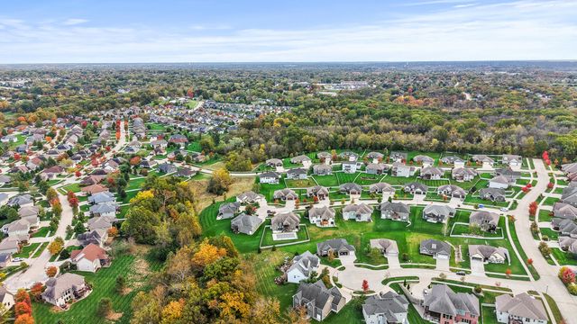 4704 EMERIBROOK CT, Columbia, MO 65203