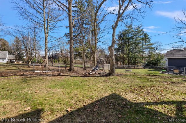 435 Eaton Drive, Northville, MI 48167