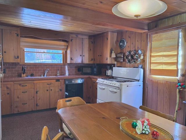 7809 Scrub Jay Lane, Pine Valley, CA 91962