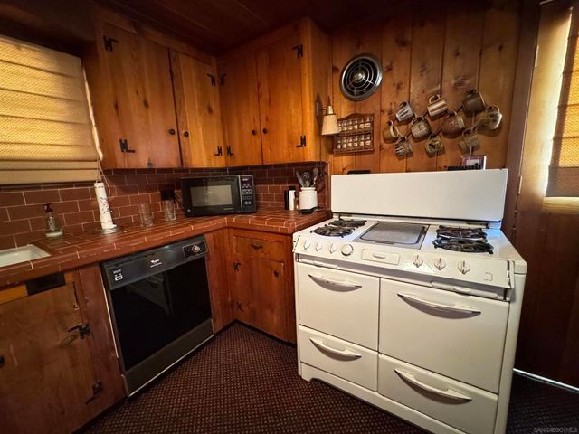 7809 Scrub Jay Lane, Pine Valley, CA 91962