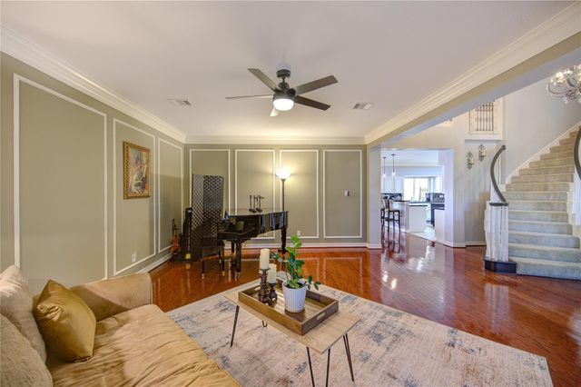 4914 Hillswick Drive, Sugar Land, TX 77479