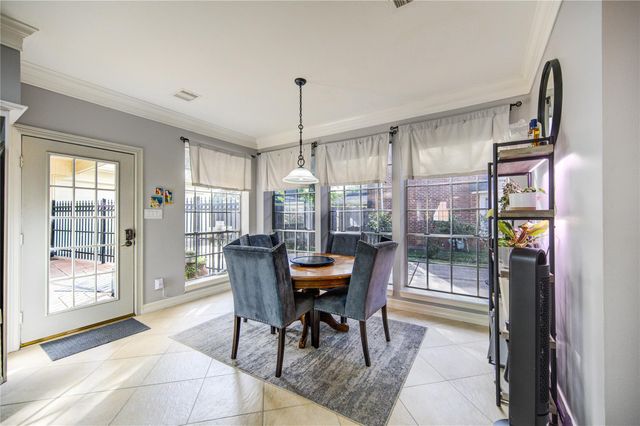 4914 Hillswick Drive, Sugar Land, TX 77479