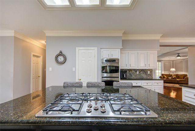 4914 Hillswick Drive, Sugar Land, TX 77479