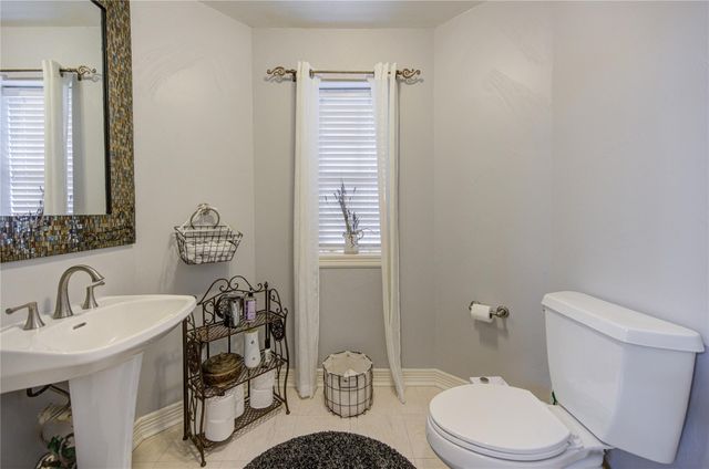 4914 Hillswick Drive, Sugar Land, TX 77479