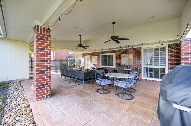 4914 Hillswick Drive, Sugar Land, TX 77479