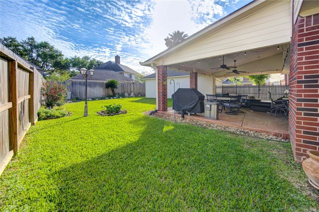 4914 Hillswick Drive, Sugar Land, TX 77479