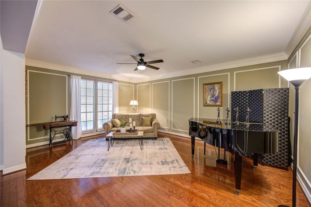 4914 Hillswick Drive, Sugar Land, TX 77479