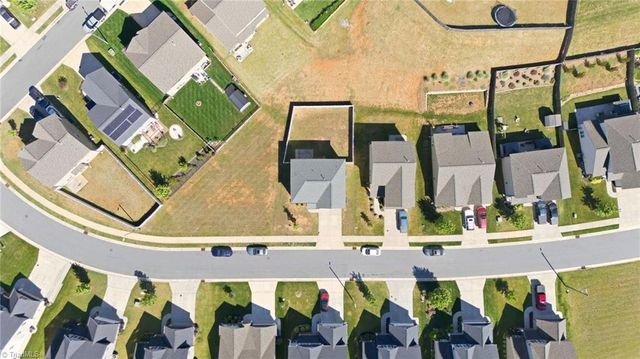 5180 Sedge Hollow Drive, Kernersville, NC 27284
