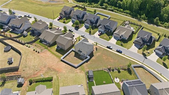 5180 Sedge Hollow Drive, Kernersville, NC 27284