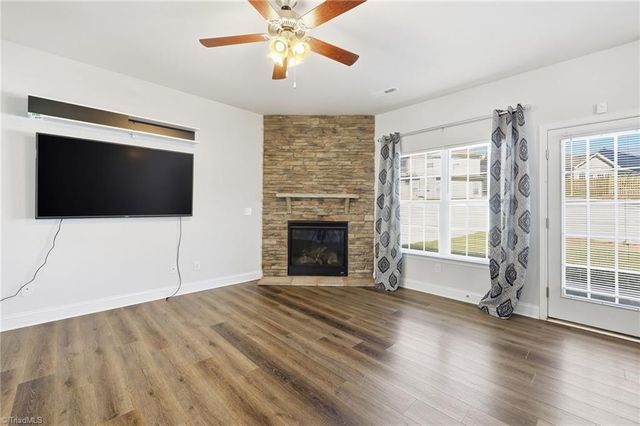 5180 Sedge Hollow Drive, Kernersville, NC 27284