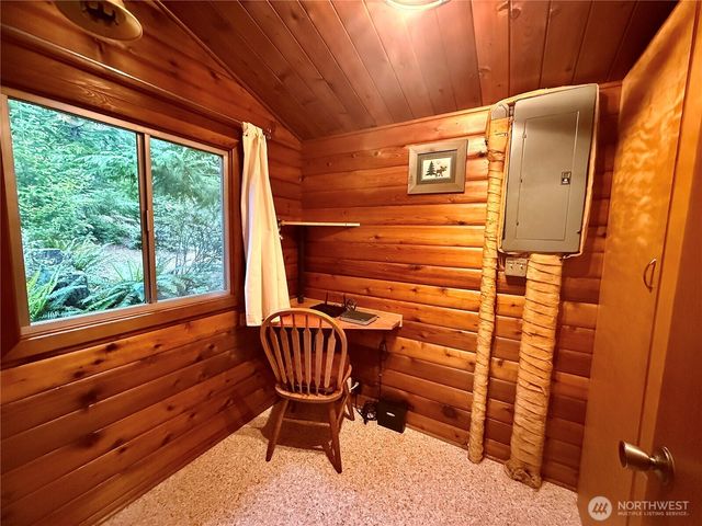 71 N Potlatch Drive N, Hoodsport, WA 98548