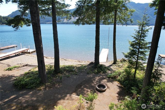 71 N Potlatch Drive N, Hoodsport, WA 98548
