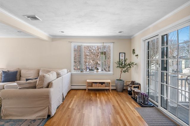 6 Pilgrim Heights, Beverly, MA 01915