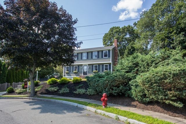 6 Pilgrim Heights, Beverly, MA 01915