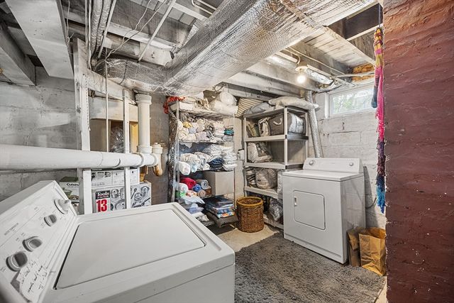 43 Belcourt Rd, Worcester, MA 01605