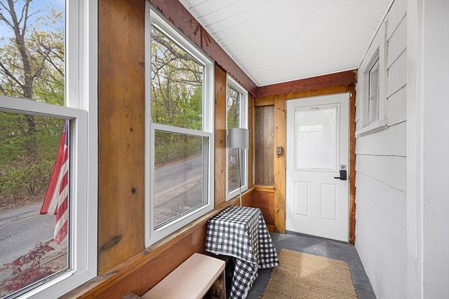 43 Belcourt Rd, Worcester, MA 01605