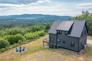 82 Centennial Way, Thornton, NH 03285