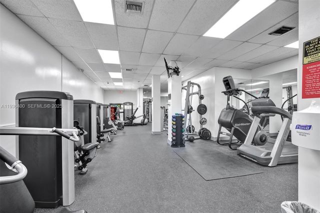 3800 S Ocean Dr 423, Hollywood, FL 33019